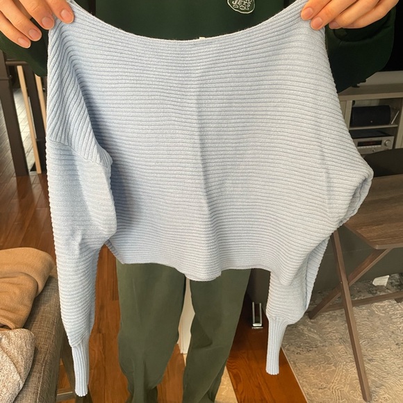 Garage cropped blue long sleeve top - Picture 4 of 4